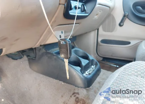 1999 Ford Ranger Xl/Xlt from USA, damaged, VIN 1FTYR14V8XPC01537